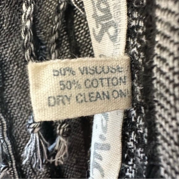 MICHAEL Stars-Tribal Pattern Tassel & Fringe Blanket Scarf - Picture 4 of 5